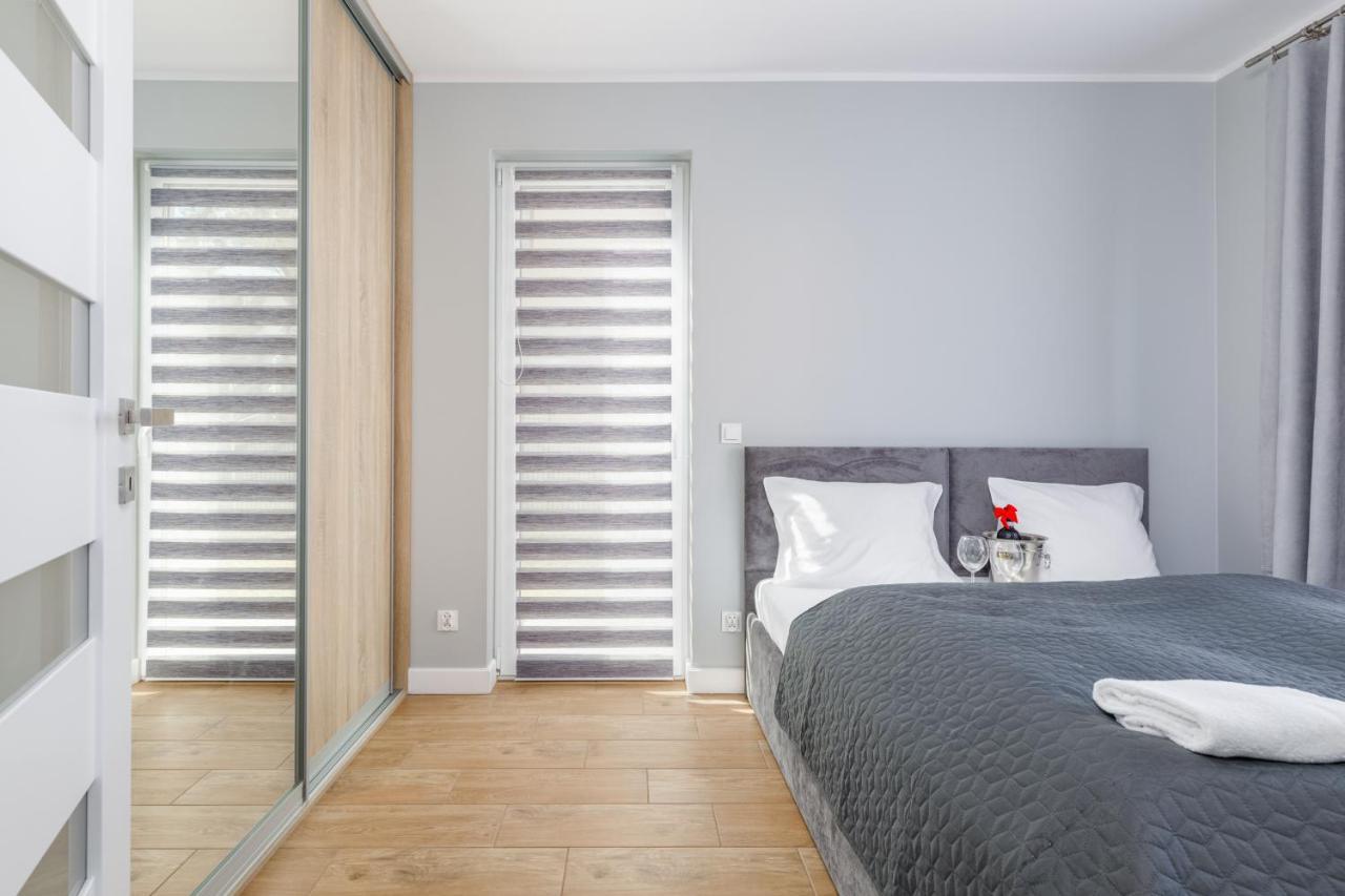 Apartment With Parking 500 M From The Sea By Noclegi Renters Międzywodzie Εξωτερικό φωτογραφία