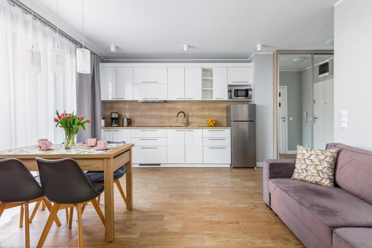 Apartment With Parking 500 M From The Sea By Noclegi Renters Międzywodzie Εξωτερικό φωτογραφία